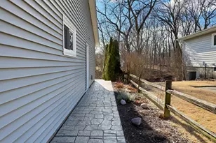 4604 30th Ave Ct, Rock Island, IL 60201 - Photo 5