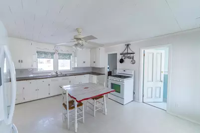 9709 Cunningham Road, Winnebago, IL 61088 - Photo 17