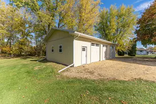 9709 Cunningham Rd, Winnebago, IL 61088 - Photo 101