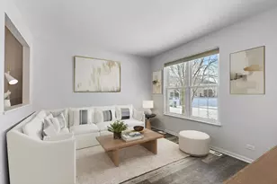 562 Gunnison Ct, Gilberts, IL 60136 - Photo 3