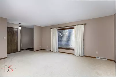 2602 Cherie Lane, Ottawa, IL 61350 - Photo 9