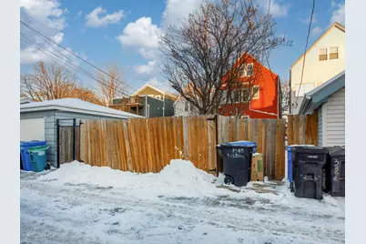 3348 N Albany Avenue, Chicago, IL 60618 - Photo 23