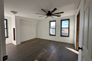 410 N Colfax St, Crescent City, IL 60928 - Photo 9