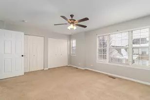 520 Lincoln Station Dr, Oswego, IL 60543 - Photo 11