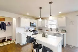 2014 Rylan Rd, Mahomet, IL 61853 - Photo 17