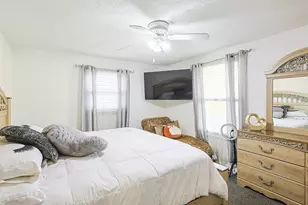 1501 Pawnee Rd, Carpentersville, IL 60110 - Photo 19