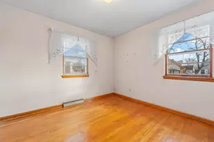 19 Schrum Rd, Calumet City, IL 60409 - Photo 11