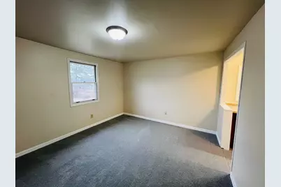 1007 Murphy Street, Eldorado, IL 62930 - Photo 17