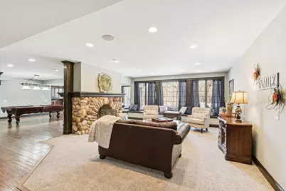 [Address not provided], South Elgin, IL 60177 - Photo 47