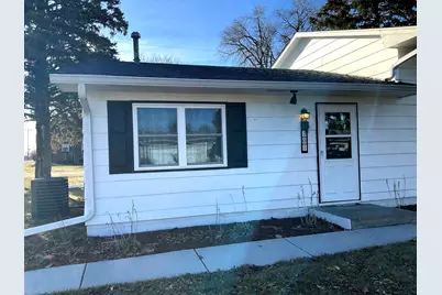 101-103 W Sheridan Street, Eldridge, IA 52748 - Photo 3