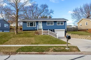 8114 9th St W, Rock Island, IL 61201 - Photo 31