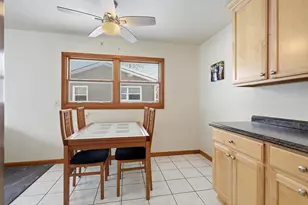 8114 9th St W, Rock Island, IL 61201 - Photo 11