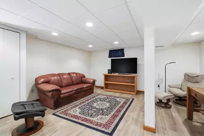 8114 9th Street W, Rock Island, IL 61201 - Photo 17