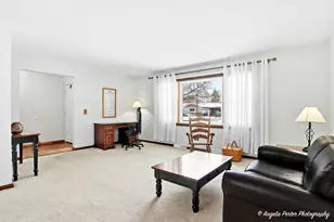 216 Waterbury Cir, Lake Villa, IL 60046 - Photo 5