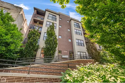 4235 S Calumet Avenue, Chicago, IL 60653 - Photo 1