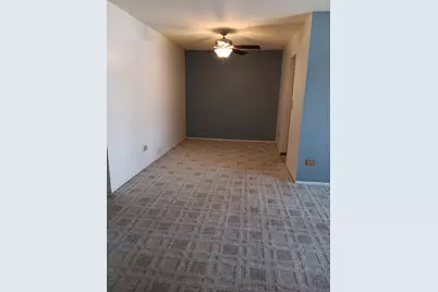 15 Creekside Circle #B, Elgin, IL 60123 - Photo 15