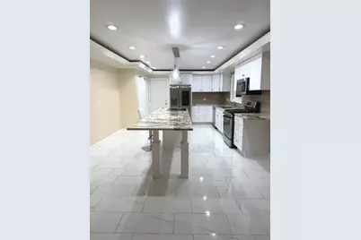 17312 Valley View Drive, Tinley Park, IL 60477 - Photo 5