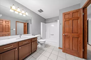 [Address not provided], Aurora, IL 60504 - Photo 9