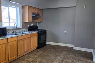 2822 W Marquette Rd, Chicago, IL 60629 - Photo 15