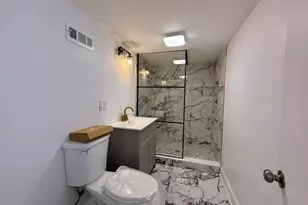 [Address not provided], Chicago, IL 60636 - Photo 9