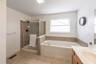 [Address not provided], North Aurora, IL 60542 - Photo 19