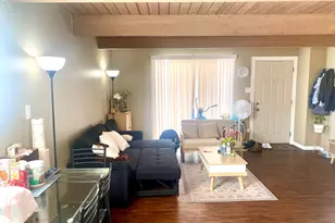 530 Meadow Green Ln, Round Lake Beach, IL 60073 - Photo 7