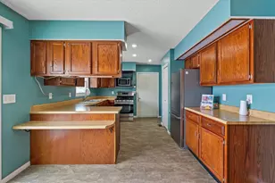 302 N Jackson St, Philo, IL 61864 - Photo 7