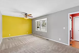 302 N Jackson St, Philo, IL 61864 - Photo 3