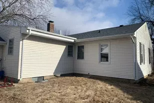 380 S Marguerite St, Coal City, IL 60416 - Photo 5