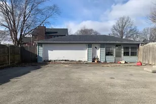 380 S Marguerite St, Coal City, IL 60416 - Photo 3