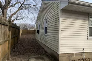 380 S Marguerite St, Coal City, IL 60416 - Photo 43