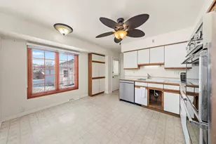 735 Westgate Dr, Aurora, IL 60506 - Photo 5