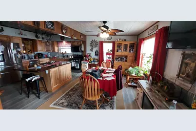 1640 170 Avenue, Reynolds, IL 61279 - Photo 11