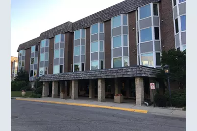 300 Thames Parkway #3D, Park Ridge, IL 60068 - Photo 1