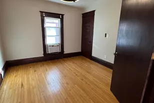 1657 5th Ave, Rockford, IL 61104 - Photo 5