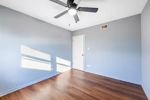 11036 S Kilpatrick Ave, Oak Lawn, IL 60453 - Photo 13