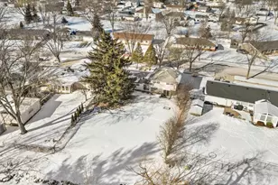 1309 Radcliffe Ln, Schaumburg, IL 60193 - Photo 27