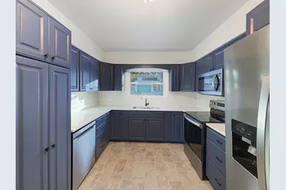 1734 W Stephenson Street, Freeport, IL 61032 - Photo 9