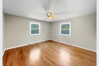 1734 W Stephenson Street, Freeport, IL 61032 - Photo 17