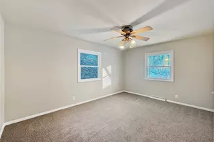 1734 W Stephenson St, Freeport, IL 61032 - Photo 13