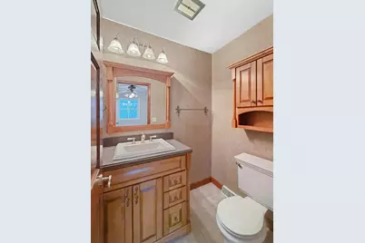 1734 W Stephenson Street, Freeport, IL 61032 - Photo 15