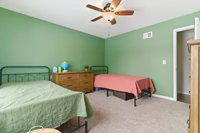 214 Garnett Avenue, Winthrop Harbor, IL 60096 - Photo 15