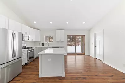 214 Garnett Avenue, Winthrop Harbor, IL 60096 - Photo 9