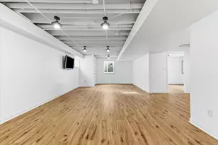 214 Garnett Ave, Winthrop Harbor, IL 60096 - Photo 23