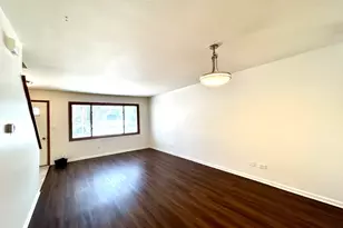 422 Lincoln Ave, Fox River Grove, IL 60021 - Photo 3