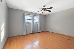 9745 S 81st Ave, Palos Hills, IL 60465 - Photo 11