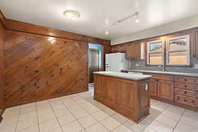 9745 S 81st Avenue, Palos Hills, IL 60465 - Photo 9