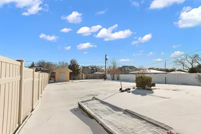 9745 S 81st Avenue, Palos Hills, IL 60465 - Photo 19