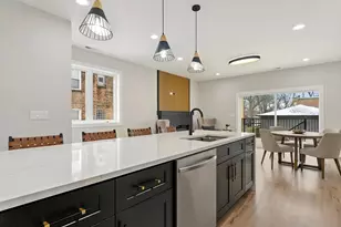 6624 S Champlain Ave, Chicago, IL 60637 - Photo 5