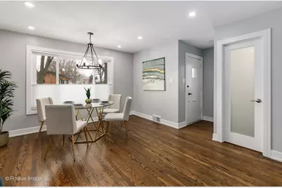 7225 N East Prairie Road, Lincolnwood, IL 60712 - Photo 3